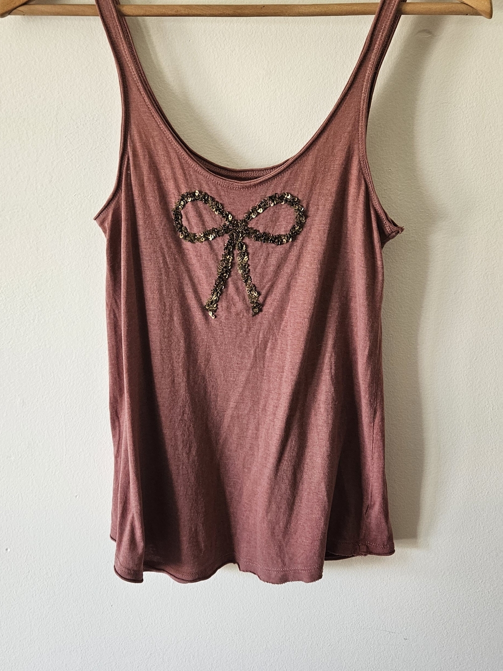 Aerie Sleeveless Sequin Bow-Embellished Tank Top — Dusty Rose